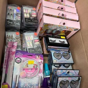Buy Makeup Liquidation Pallets (300 + High-Value Beauty Items -$500)